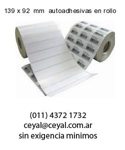 139 x 92  mm  autoadhesivas en rollo
