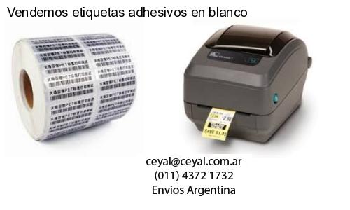 Vendemos etiquetas adhesivos en blanco