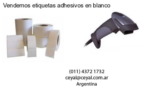 Vendemos etiquetas adhesivos en blanco